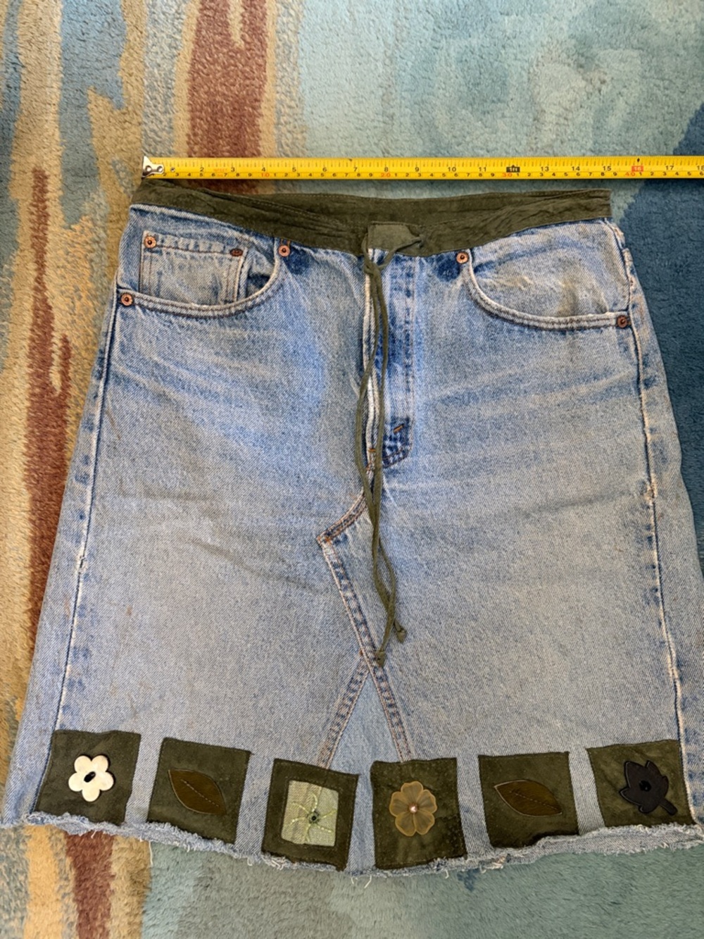 Vintage Denim Levi’s Skirt. Size 8 - Picture 6 of 6